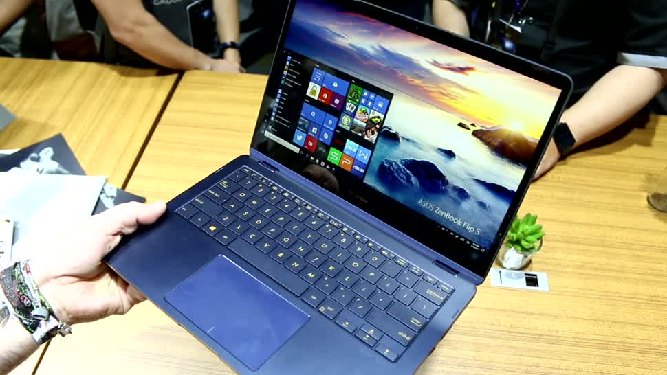 Notebook, Asus, Computex, Convertible, Computex 2017, ZenBook Flip S