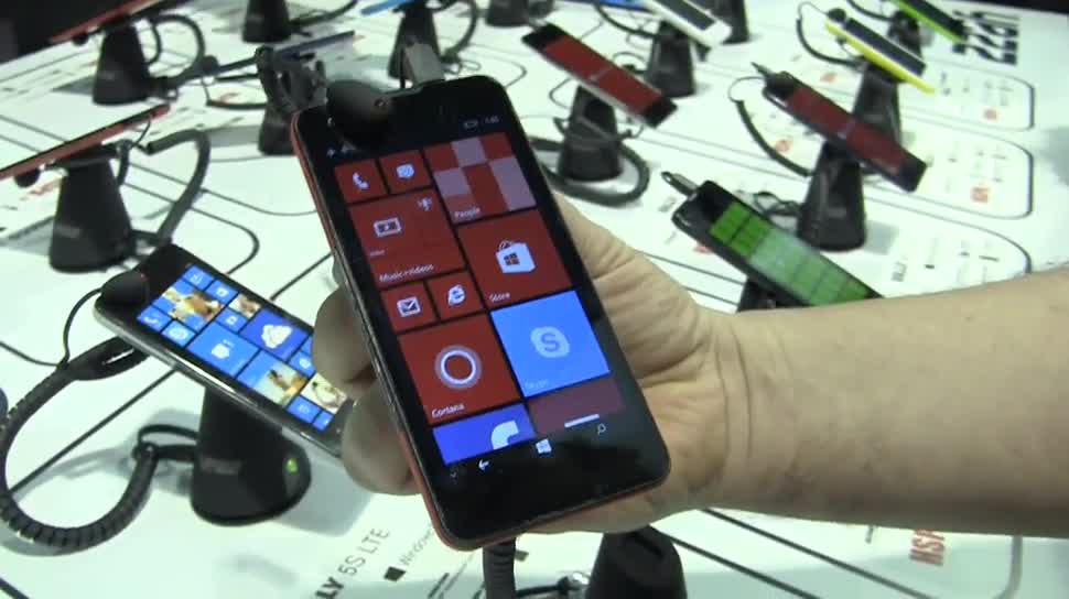 Smartphone, Windows Phone, Ces, Windows 10, Hands-On, Ces 2015, Yezz Mobile, Yezz Billy 5S LTE
