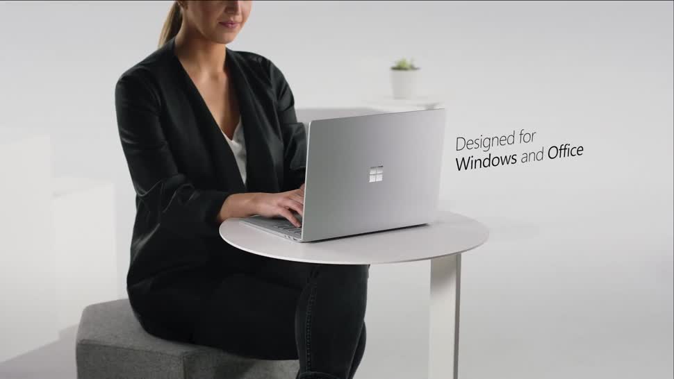 Microsoft Surface Laptop 2 Mattschwarz Mit Neuen Prozessoren
