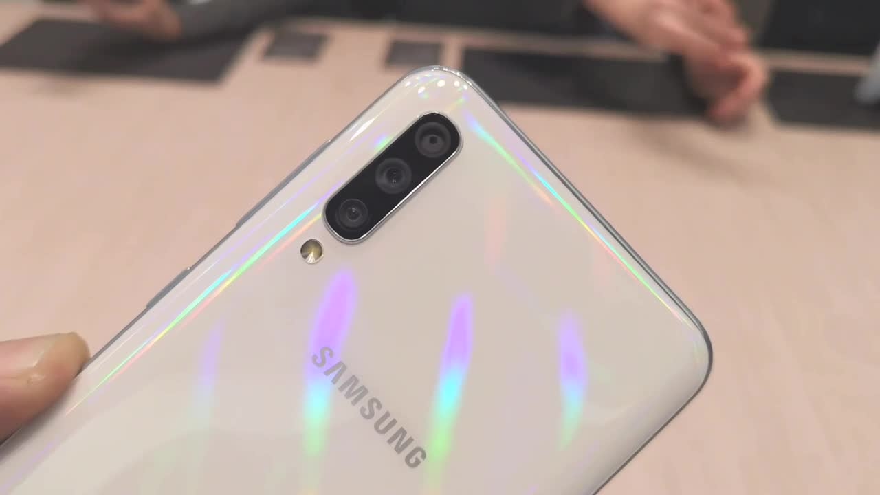 Samsung a50 media galaxy