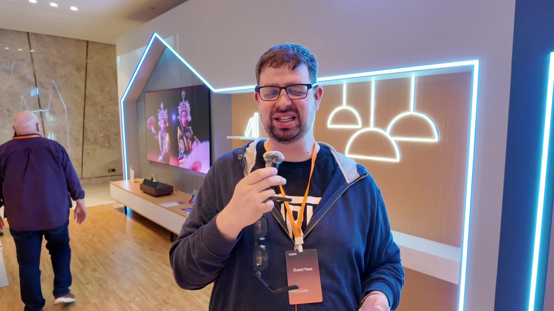 Xgimi MemoMind One: Neue AR-Brille mit klarem Bild und ohne Kamera