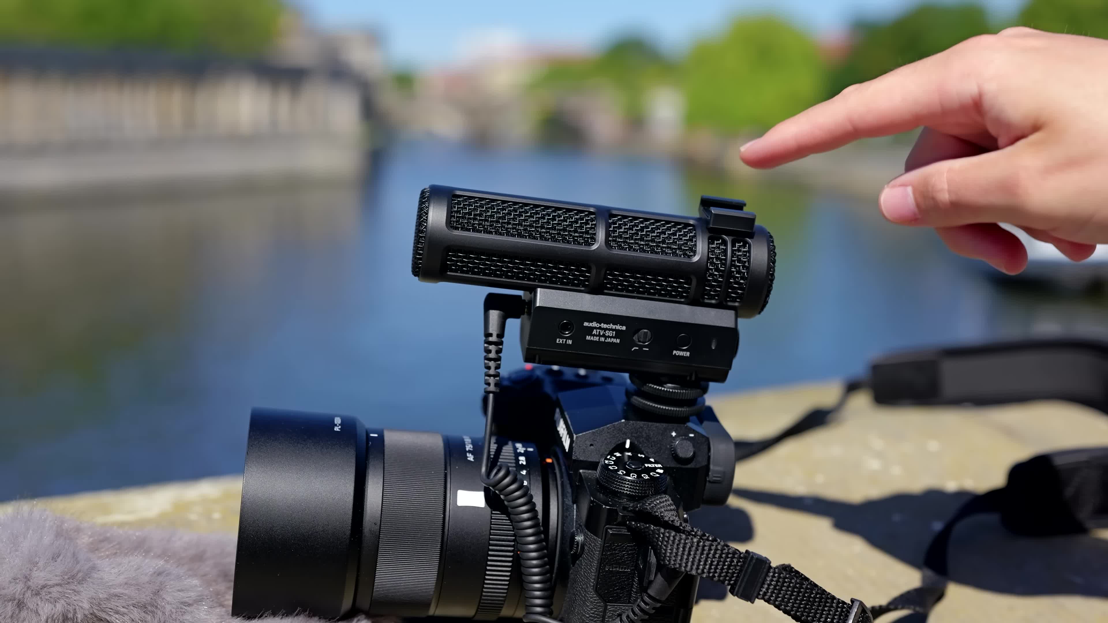 Audio-Technica ATV-SG1: Mikrofon mit zus�tzlichem Audio-Eingang