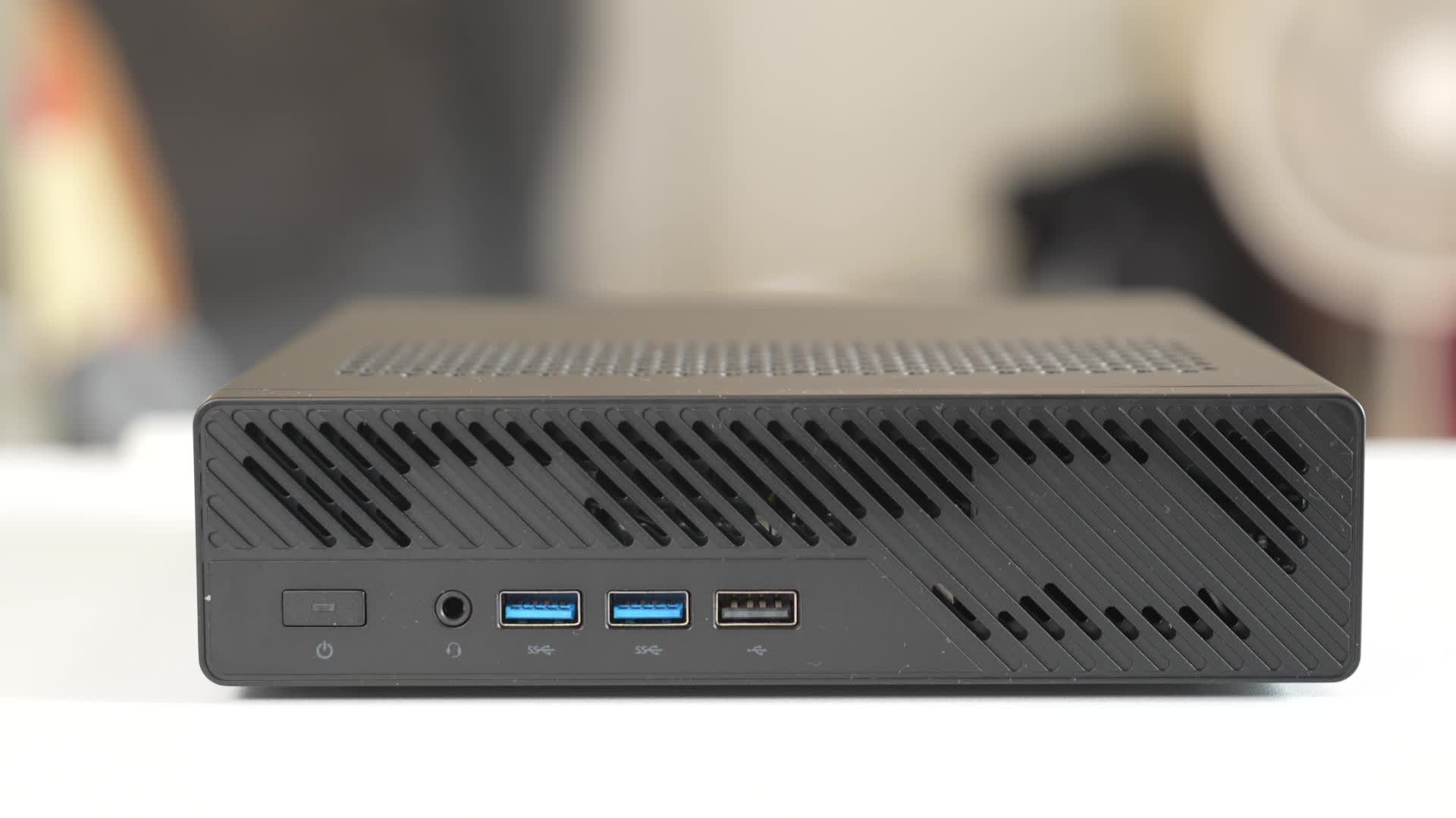 Minisforum MS-A2: Die kompakte Mini-PC-Workstation im Test