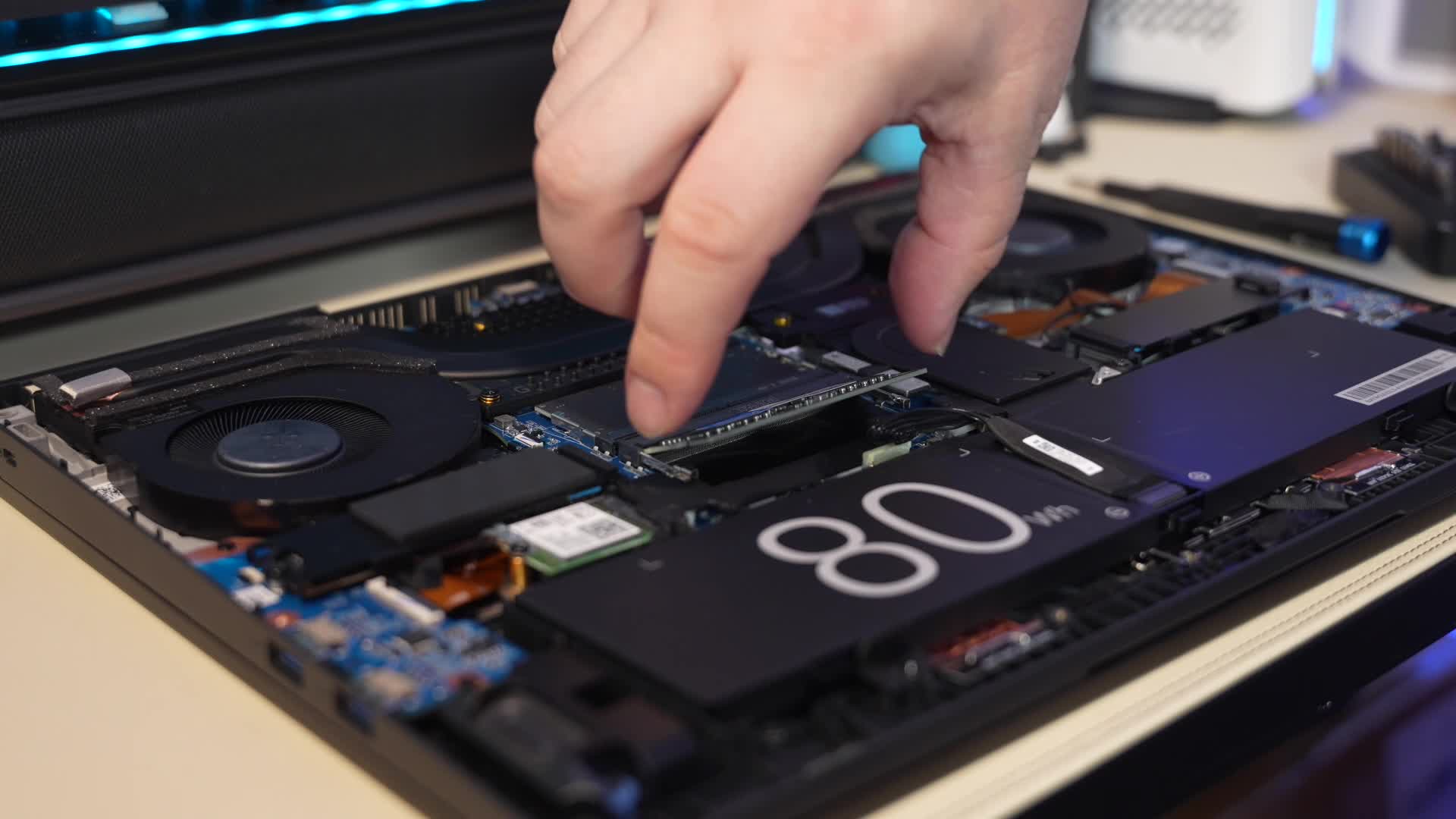 Krisen-Knappheit: So bekommt ein Gamer-Notebook genug Speicher